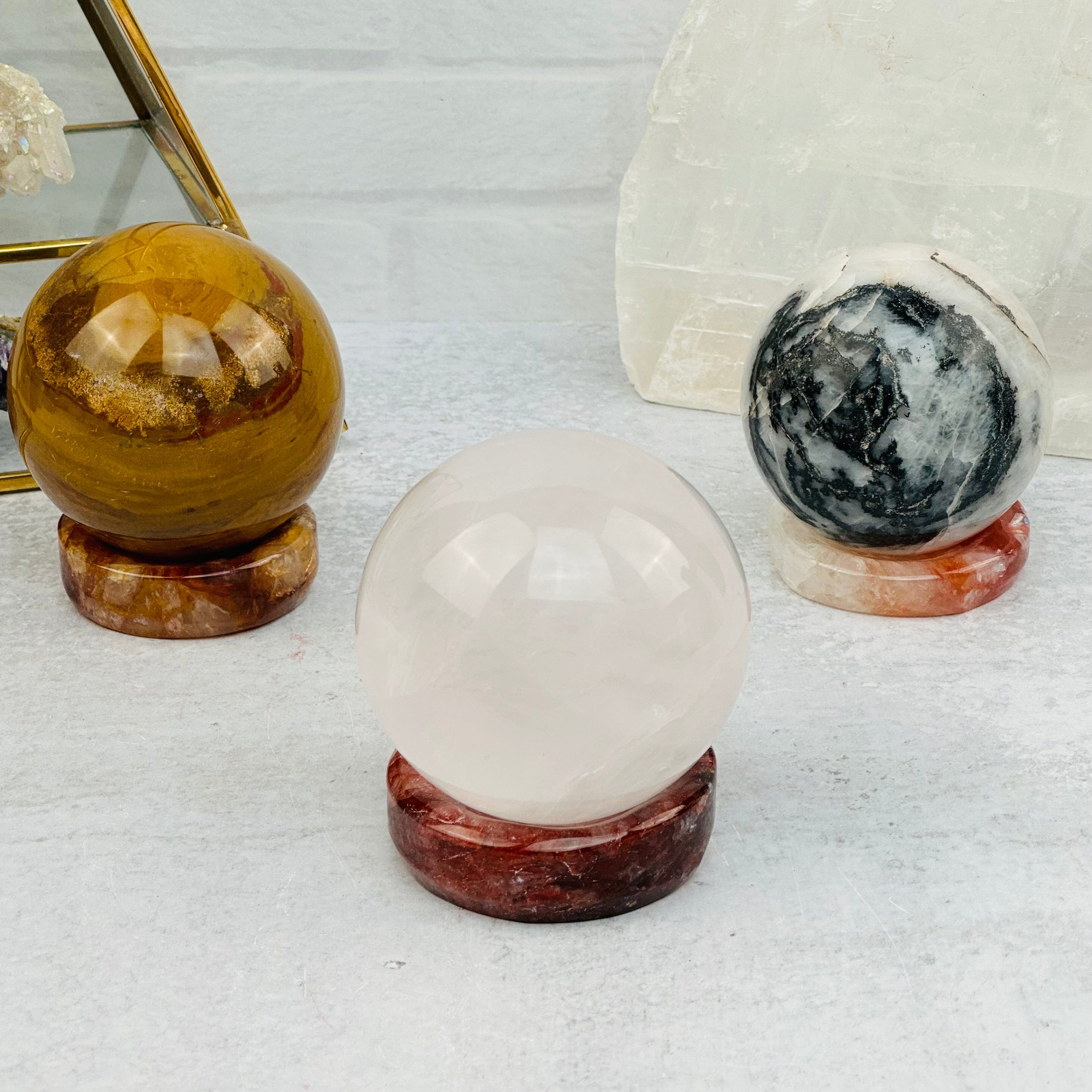 Fire Quartz Crystal Sphere Stand - Mini Dish