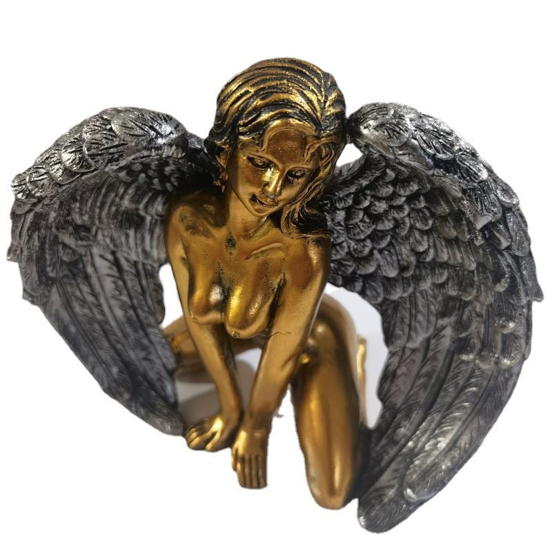 Art Angel Female Woman Wings Kneeling Cloak Hat